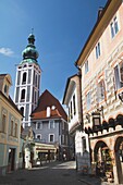 Bemalte Gebäude mit Turm, Cesky Krumlov, Tschechische Republik