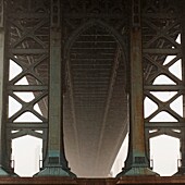 Unter der Manhattan-Brücke, New York City; New York City, New York, USA