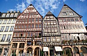 Terrassenförmige Fachwerkhäuser in Frankfurt