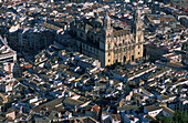 Luftaufnahme von Jaen und der Kathedrale