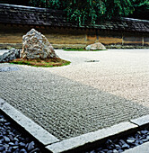 Ryoanji Zen Garden, Close Up