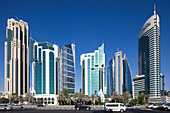 Katar, Doha, Doha Bay, West Bay-Wolkenkratzer, morgens