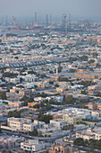 VAE, Dubai. Blick von oben auf das Jumeirah-Gebiet