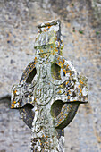 Irland, Grafschaft Tipperary, Cashel, Rock of Cashel, 12.-13. religiöse Gebäude, keltisches Kreuz