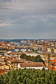 Italien, Florenz, Blick auf den Fluss Arno