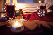 Gingerbread cookies and Christmas decorations