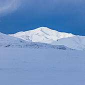 Vereinigte Staaten, Idaho, Fairfield, Verschneite Berglandschaft im Winter