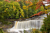 Tahquamenon Falls in fall, Chippewa County, Michigan