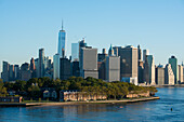 New York, New York City. Flussansicht von Manhattan.