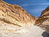 Ein Blick auf den Mosaic Canyon Trail im Death Valley National Park, Kalifornien, Vereinigte Staaten von Amerika, Nordamerika