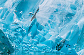 Detail des vom South Sawyer Glacier gekalbten Eises in der Tracy Arm-Fords Terror Wilderness, Südost-Alaska, Vereinigte Staaten von Amerika, Nordamerika