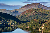 Llyn Gwynant and the Gwynant Valley backed by Yr Aran, Nant Gwynant, Snowdonia National Park, North Wales, United Kingdom, Europe