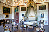 Das Schlafzimmer, Schloss von Masino, Caravino, Bezirk Torino, Piemont, Italien, Europa