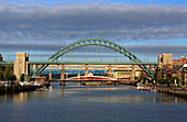 Brücken über den Fluss Tyne, Newcastle-upon-Tyne, Tyne and Wear, England, Vereinigtes Königreich, Europa