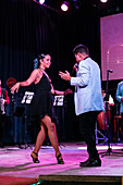Tänzerin und Sängerin im Buena Vista Social Club, Havanna, Kuba, Westindien, Karibik, Mittelamerika
