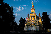 Russisch-orthodoxe Zenkov-Kathedrale oder Himmelfahrtskathedrale in Almaty