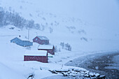 Europa, Norwegen, Finnmark, Fjorde während eines Sturms
