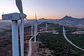 Windkraftanlage, in Casares, Malaga, Spanien