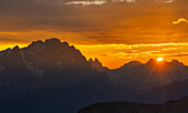 View from Passo Giau at sunrise, Belluno, San Vito di Cadore, Ampezzo Dolomites, Veneto, Italy, Western Europe