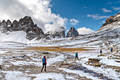 Sesto / Sexten, province of Bolzano, South Tyrol, Italy. Hikers on the path to the Locatelli mountain hut