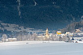 Bruneck / Brunico, South Tyrol, Trentino-Alto Adige, Italy. The small village of Dietenheim