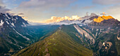 Panoramablick auf das Val Ferret, Ferrettal, Courmayeur, Aostatal, Italien, Europa