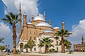 Minarette und Kuppeln der Alabastermoschee von Mohammed Ali, 19. Jahrhundert im türkischen Stil, Saladin-Zitadelle, Salah el Din, Kairo, Ägypten, Afrika