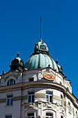 Ein altes Gebäude auf dem Preseren-Platz in der Altstadt, Ljubljana, Slowenien