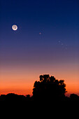 Moon, Mercury and Pleiades star cluster in night sky