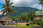 Cooks Bucht und Paopao Tal in Moorea, Französisch-Polynesien, Gesellschaftsinseln, Südpazifik. Cook's Bucht.