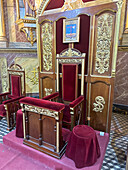 Die Kathedra oder der Bischofsstuhl in der Kathedrale Unserer Lieben Frau von Loreto, Mendoza, Argentinien.