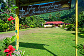 Evangelische Pfingstkirche in Moorea, Französisch-Polynesien, Gesellschaftsinseln, Südpazifik.