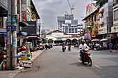 Exterior of the Ben Thanh Market, Ho Chi Minh City, Vietnam, Indochina, Southeast Asia, Asia