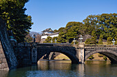 Blick auf den japanischen Kaiserpalast, Tokio, Honshu, Japan, Asien