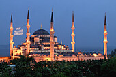Die Blaue Moschee bei Nacht