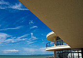 De La Warr Pavilion und Meer