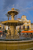 Springbrunnen auf der Plaza Major