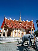 Außenansicht des Wat Chalong-Tempels