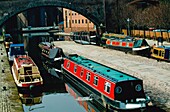 Kanal und Boote im Castlefield Urban Heritage Park