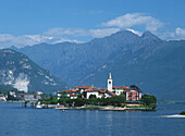 Isola Pescatori On Lake Maggiore
