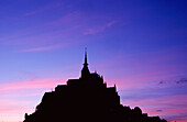 Mont St. Michel bei Sonnenuntergang