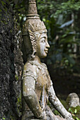 Buddhistische Statue im geheimen Buddha-Garten; Ko Samui, Chang Wat Surat Thani, Thailand