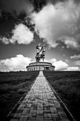 Statue von Dschingis (Dschingis) Khan in der mongolischen Landschaft; Ulaanbaatar,Ulaanbaatar, Mongolei