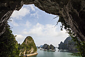 Sung Sot Höhle, Ha Long Bucht; Quang Ninh, Vietnam