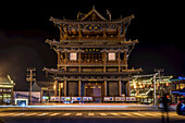 Der Trommelturm von Datong bei Nacht; Datong, China