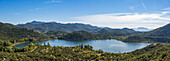 Panoramablick auf die Bacina-Seen; Dalmatien, Kroatien