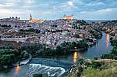 Der Fluss Tejo fließt durch diese Kaiserstadt, Unesco-Weltkulturerbe; Toledo, Spanien