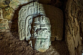 Skulptur aus behauenem Stein, Maya-Kunst; Yaxchilan, Provinz Usumacinta, Chiapas, Mexiko