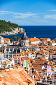 The Walls of Dubrovnik surround the old city of Dubrovnik and provide stunning scenery and vantage points around the city; Dubrovnik, Dubrovacko-neretvanska zupanija, Croatia