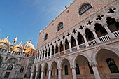 Dogenpalast am Markusplatz; Venedig Venetien Italien